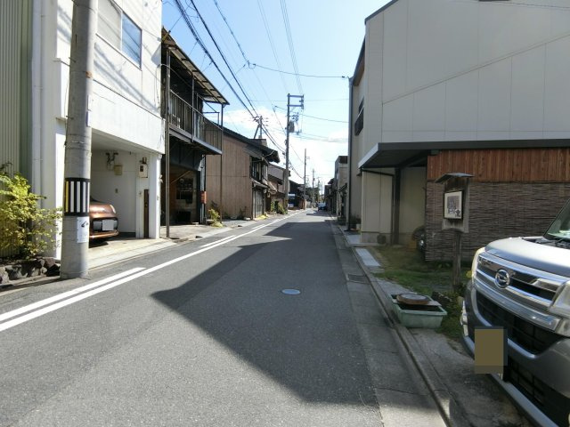 ベルトピア岩倉の周辺