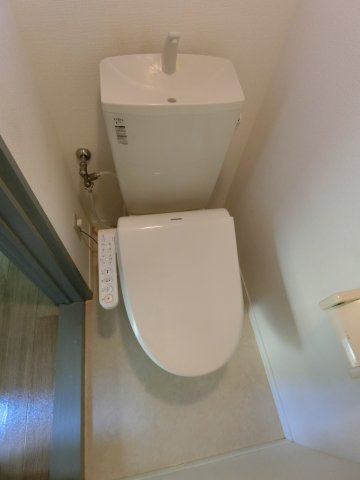 ベルトピア岩倉のトイレ|イメージ106号室の写真