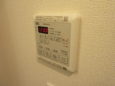 ベラジオ京都一乗寺の浴室|浴室乾燥機能付