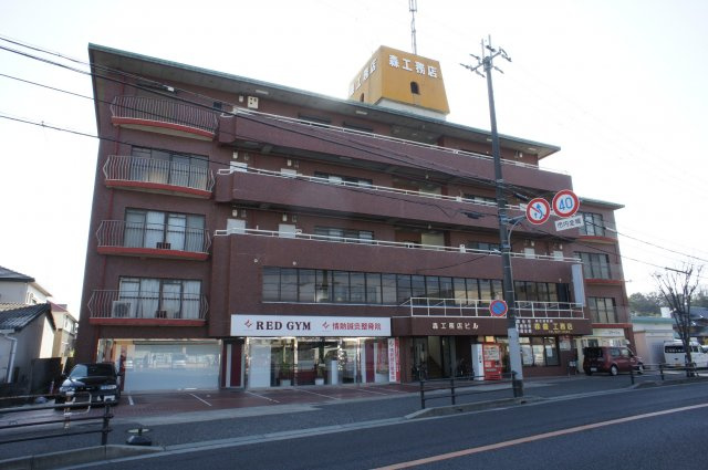 森ビルの外観