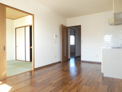 【居間・リビング】 | カーサプレミール | カーサプレミール※写真は同物件別部屋です