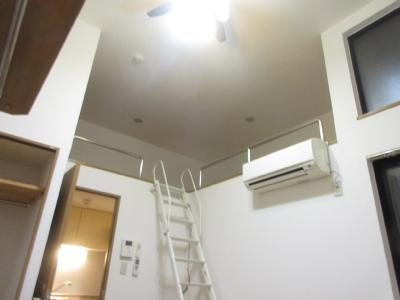 ロフティ四条大宮の寝室|ロフトへ～