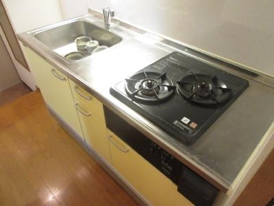 ロフティ四条大宮のキッチン|２口ガスキッチン