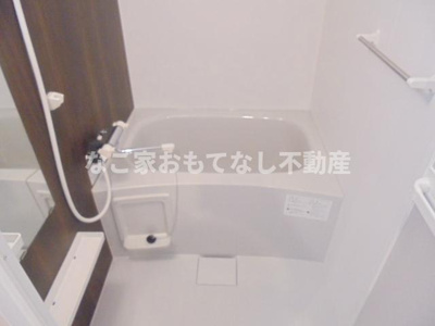 【浴室】 | Terre-IV | Terre-IV（テールフォー）　西区の物件はなご家おもてなし不動産へ。