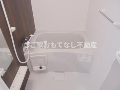 【浴室】 | Terre-IV | Terre-IV（テールフォー）　西区の物件はなご家おもてなし不動産へ。