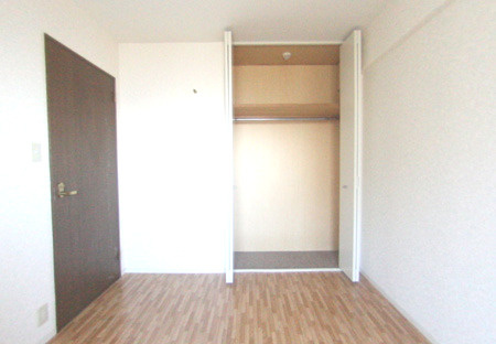 フェリーチェ和泉の洋室|明るい洋室です