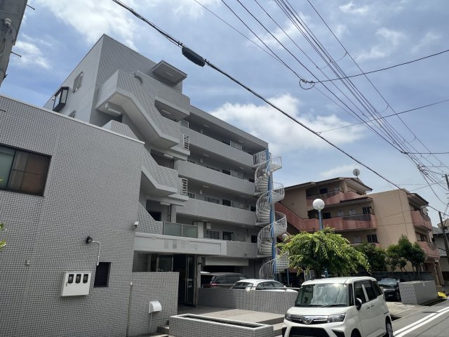 【外観】 | ベルヴィ本山中町