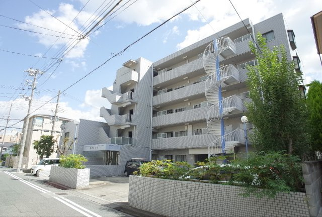 【外観】 | ベルヴィ本山中町