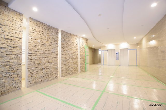 セレニテ桜川駅前プリエ　仲介手数料無料のロビー