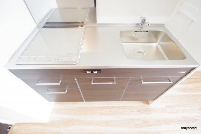 セレニテ桜川駅前プリエ　仲介手数料無料のキッチン