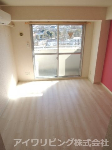 ジュネス桜ヶ丘の洋室|【ジュネス桜ヶ丘】