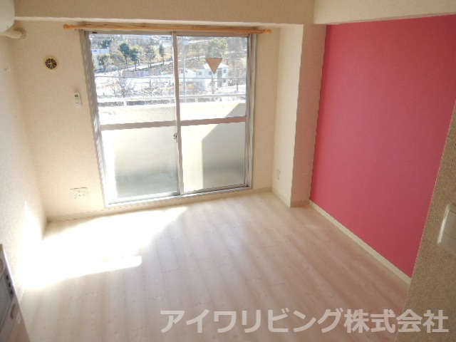 ジュネス桜ヶ丘の洋室|【ジュネス桜ヶ丘】