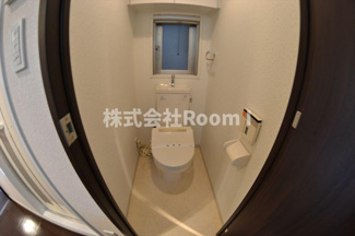【トイレ】 | KOBAYASHI　YOKOビル | ゆったりとした空間のトイレです