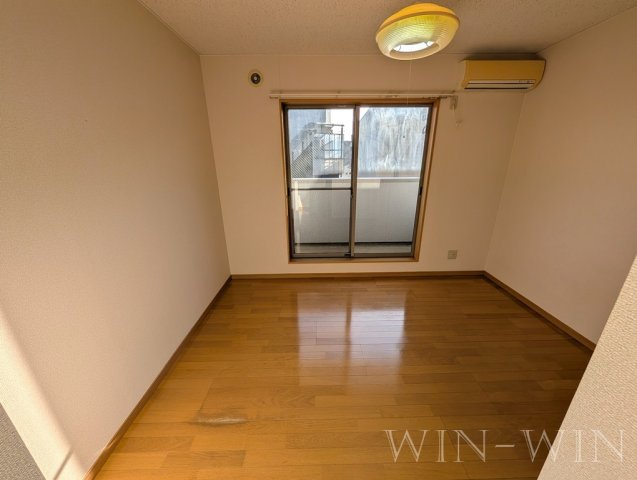 フィールドMの寝室