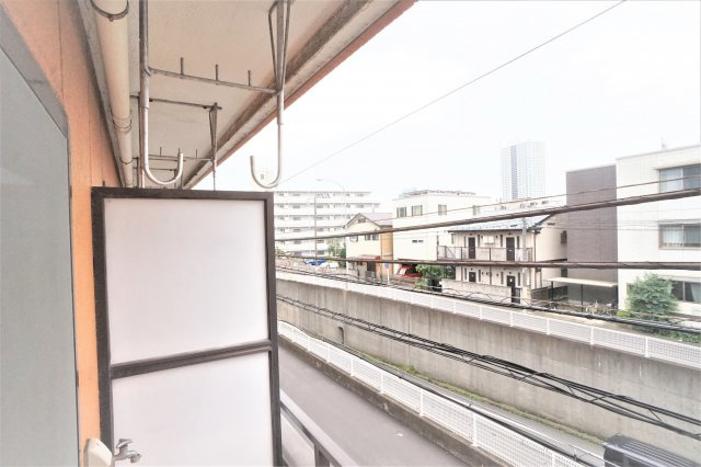 船橋市前原西１丁目の賃貸マンションのバルコニー|洗濯機置き場は、バルコニーになりますよ。