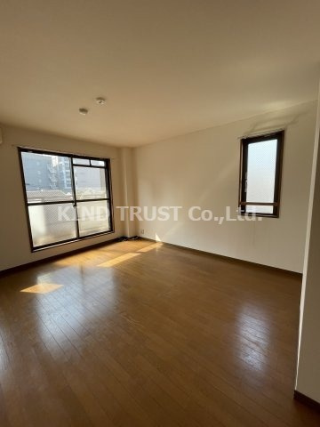 イーストコート本庄の居間・リビング|おしゃれなリビングです