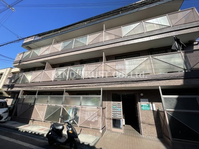 イーストコート本庄の外観|おしゃれな外観です