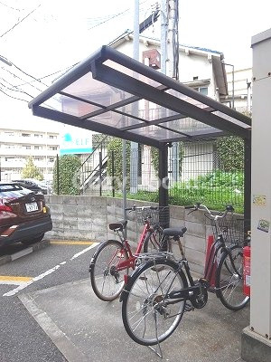 【その他共用部分】 | アンプルールフェールカメリア | 自転車置き場①