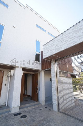 宝塚雲雀丘タウンハウスの外観