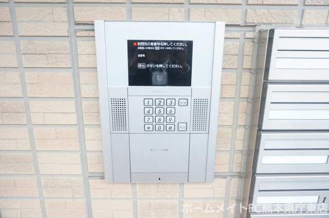 上益城郡益城町大字古閑のアパートのエントランス