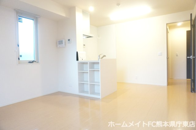 上益城郡益城町大字古閑のアパートの居間・リビング