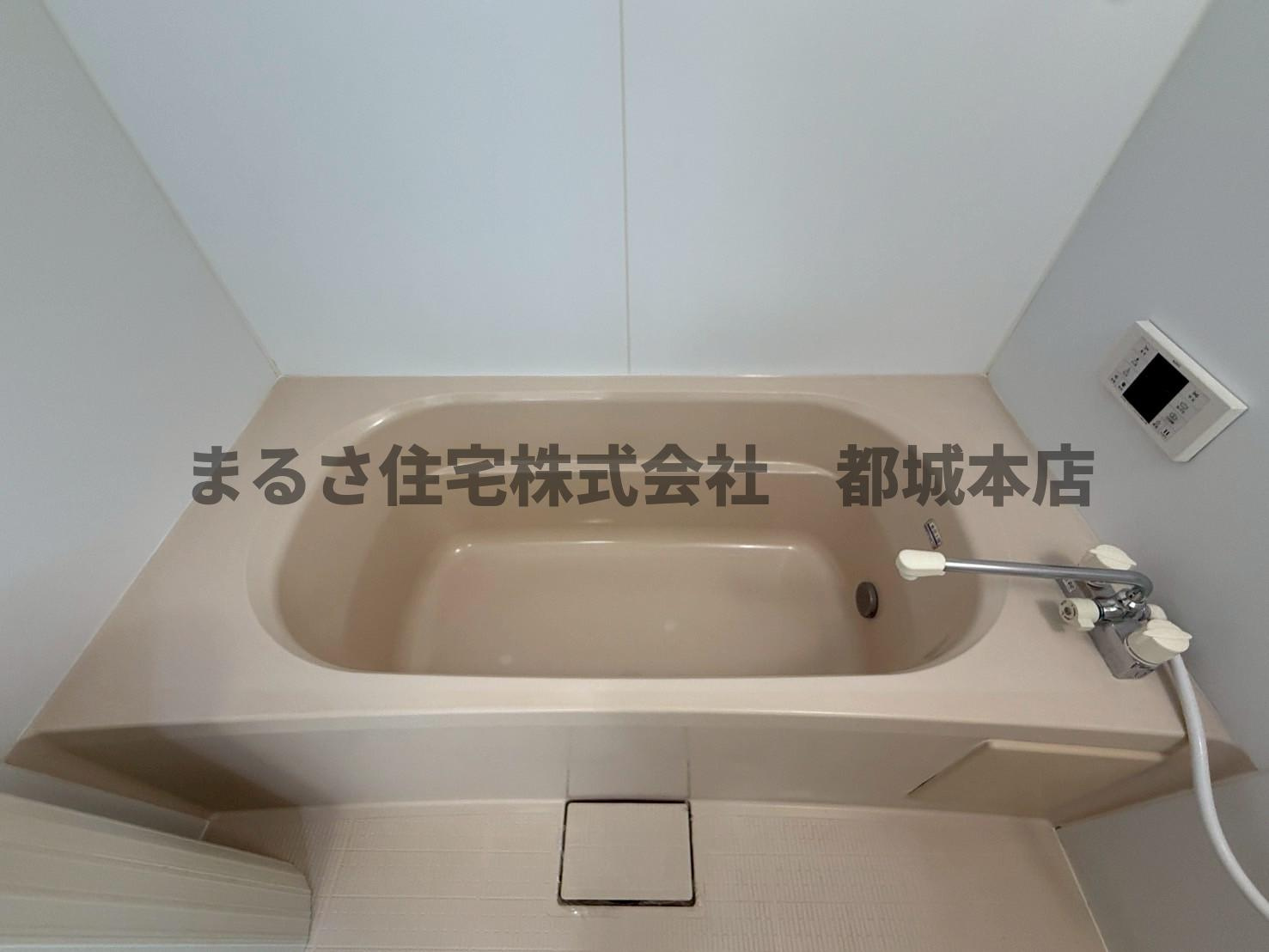 スカイコート年見の浴室