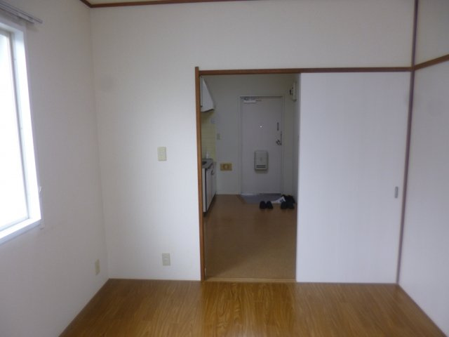 パストラルハイムの居間・リビング