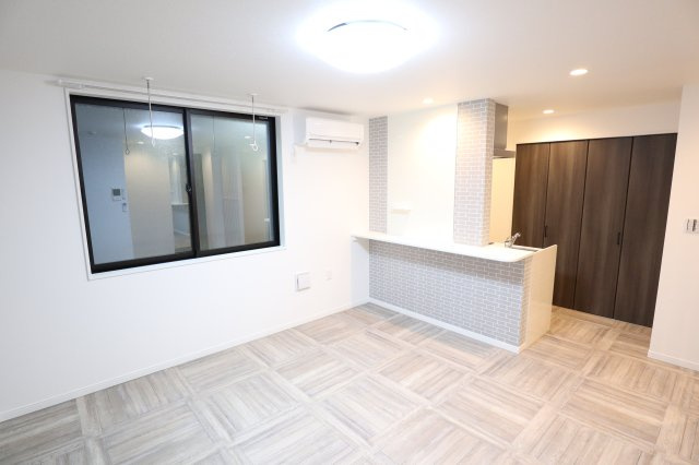 ＣＳ　ＧＡＲＤＥＮ八坂の洋室