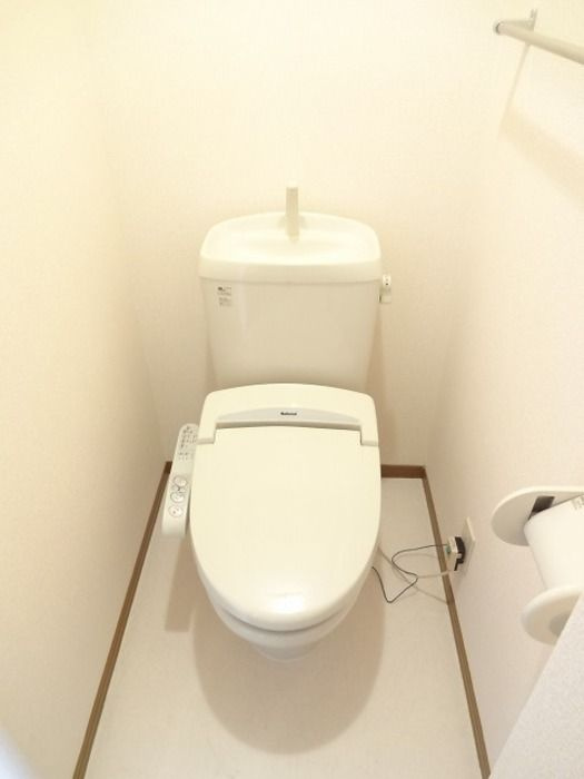 エクレール・アイ　B棟のトイレ