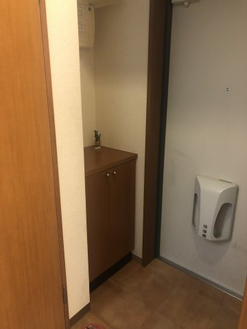 ルラシオン江戸橋の玄関