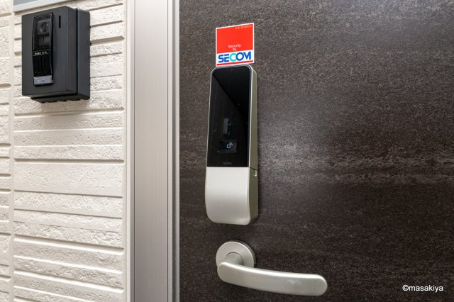 セジュール東鶴賀のエントランス