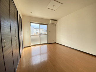 【内装】 | Four Leaf Clover