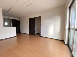 【居間・リビング】 | Four Leaf Clover