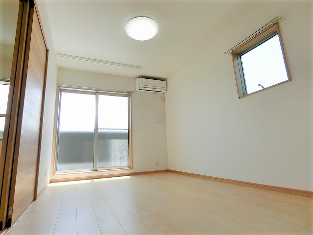 リコルテ志茂の居間・リビング