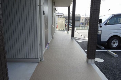 【エントランス】 | ミルメゾンB