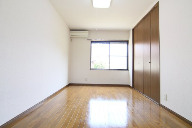 ポンドレックスの洋室|別のお部屋の参考写真となります