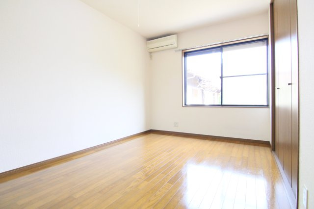 ポンドレックスの居間・リビング|別のお部屋の参考写真となります