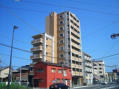【エントランス】 | オネスト吉塚(オネストヨシヅカ)