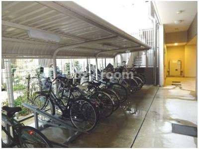 【その他共用部分】 | パストラーレ江坂 | 駐輪場です。