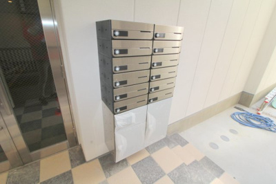 【エントランス】 | フィユフラッツ豊中末広町