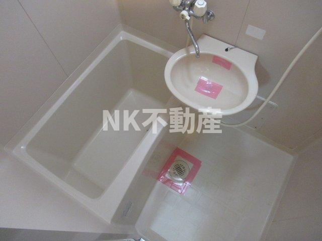 【浴室】 | ガリューコート菱屋西（長瀬賃貸） | お風呂で日々の疲れを落としましょう