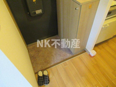 【玄関】 | ガリューコート菱屋西（長瀬賃貸） | 毎日通る玄関はこちらです