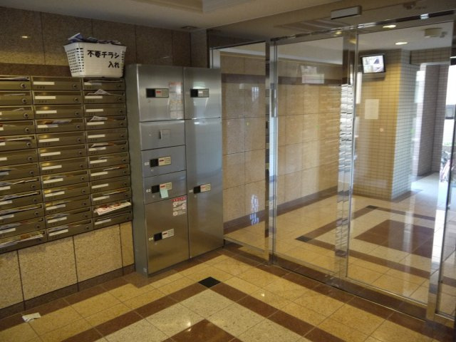 S-FORT三重大学前のエントランス