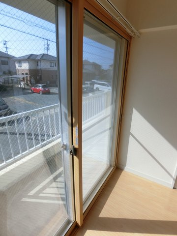 カクサン可美タウンAのトイレ|落ち着いた色調のトイレです