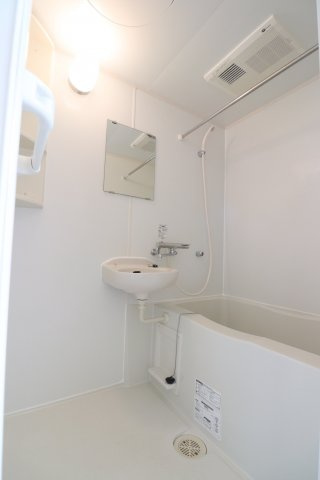 アイスール片倉の浴室