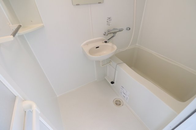 アイスール片倉の浴室