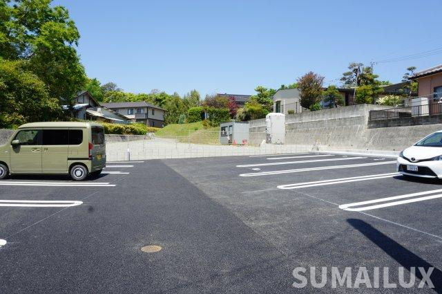 熊本市中央区黒髪６丁目のアパートの駐車場