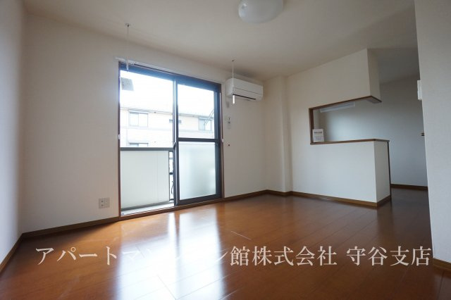 メゾン森Ⅺの居間・リビング