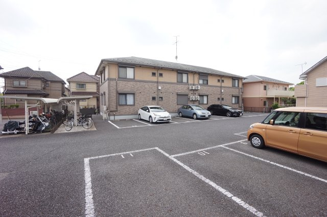 メゾン森Ⅺの駐車場