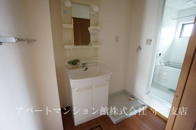 メゾン森Ⅺの独立洗面台